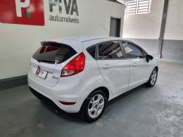 FORD - FIESTA - 2014/2014 - Branca - R$ 43.900,00