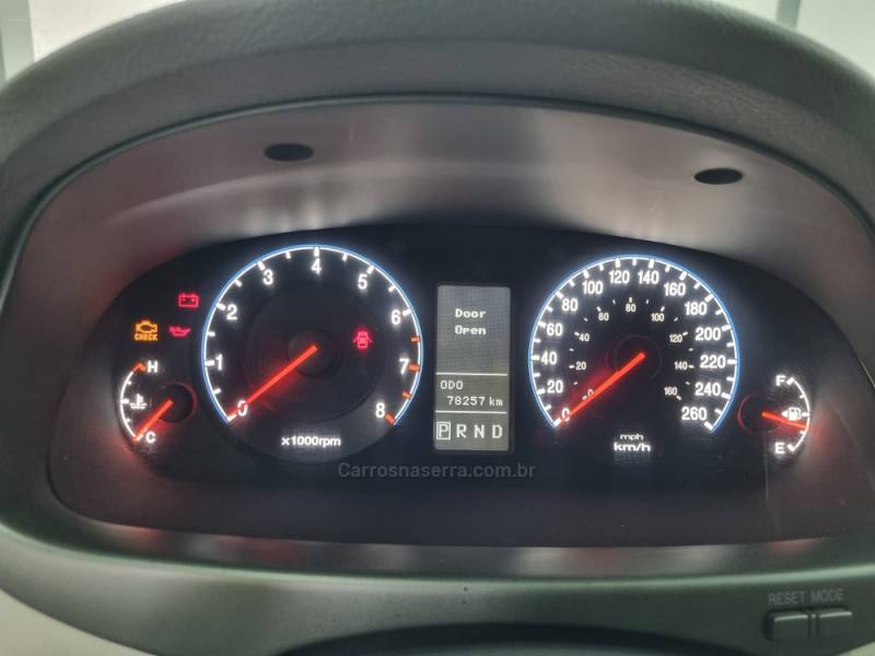 HYUNDAI - AZERA - 2008/2009 - Prata - R$ 55.000,00
