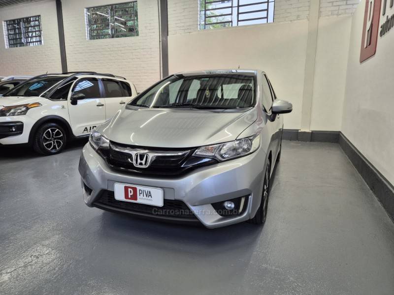 HONDA - FIT - 2017/2017 - Prata - R$ 76.900,00