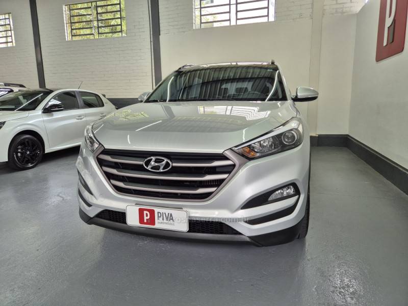HYUNDAI - TUCSON - 2018/2019 - Prata - R$ 108.900,00