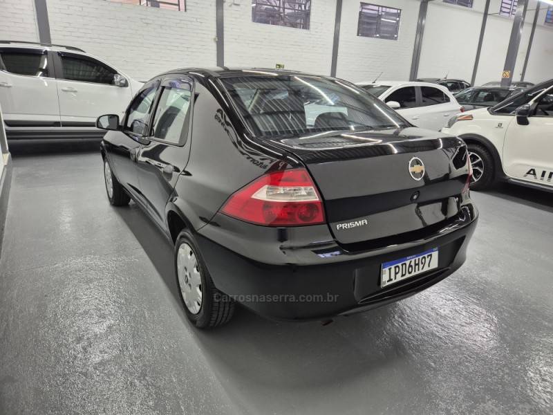 CHEVROLET - PRISMA - 2008/2009 - Preta - R$ 25.900,00