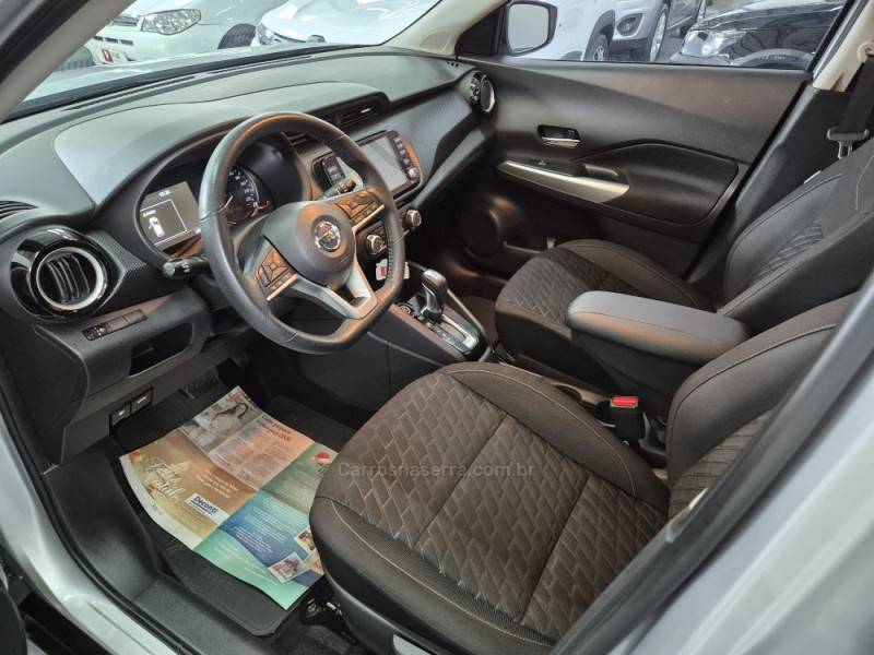 NISSAN - KICKS - 2021/2022 - Prata - R$ 99.800,00