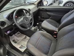 CHEVROLET - CELTA - 2008/2008 - Cinza - R$ 17.900,00