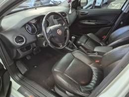 FIAT - BRAVO - 2012/2013 - Branca - R$ 43.500,00