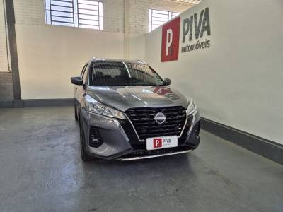 NISSAN - KICKS - 2023/2024 - Cinza - R$ 104.900,00