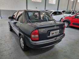 CHEVROLET - CLASSIC - 2007/2007 - Cinza - R$ 21.900,00