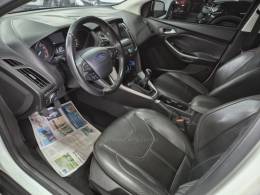 FORD - FOCUS - 2018/2018 - Branca - R$ 74.900,00