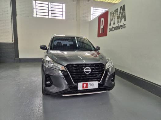 NISSAN - KICKS - 2023/2024 - Cinza - R$ 116.900,00