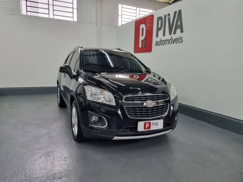 CHEVROLET - TRACKER - 2014/2014 - Preta - R$ 69.900,00