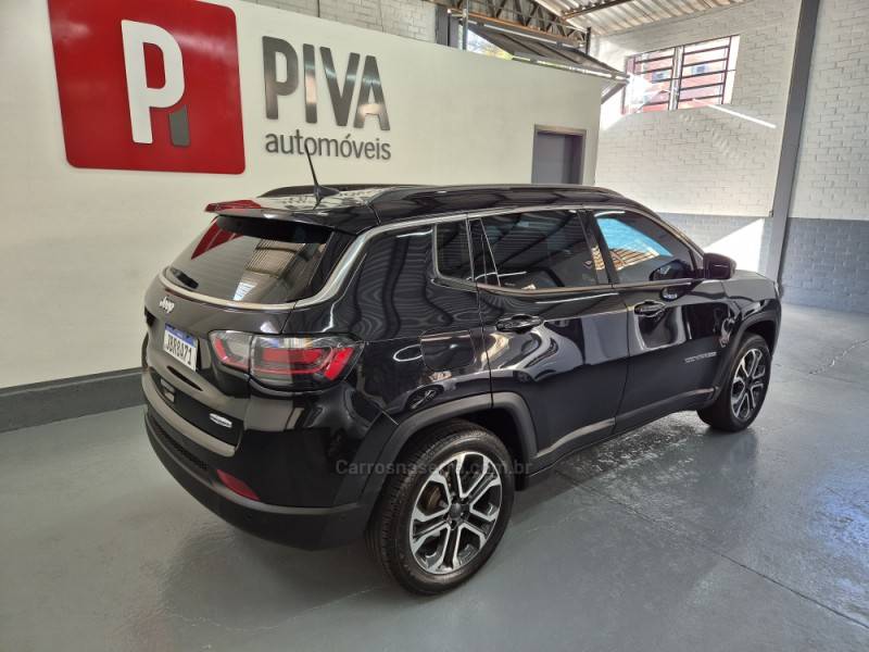 JEEP - COMPASS - 2022/2023 - Preta - R$ 137.900,00