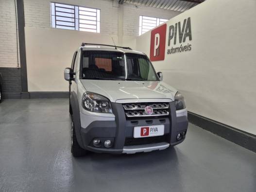 FIAT - DOBLÓ - 2014/2014 - Prata - R$ 54.500,00