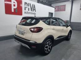 RENAULT - CAPTUR - 2017/2018 - Bege - R$ 74.900,00