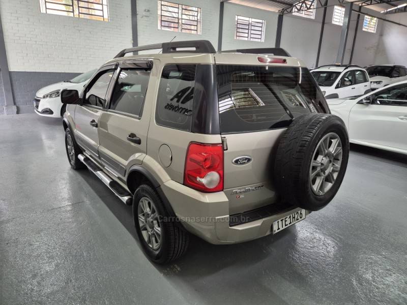 FORD - ECOSPORT - 2012/2012 - Dourada - R$ 44.500,00