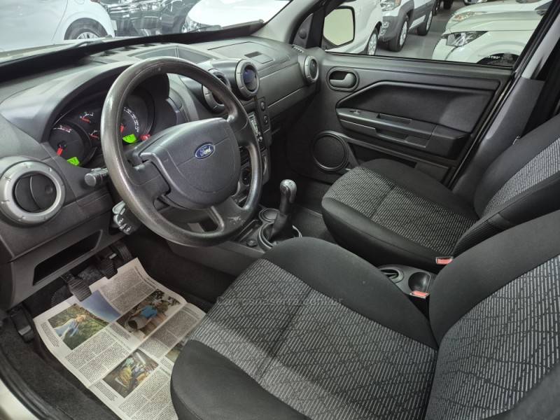 FORD - ECOSPORT - 2012/2012 - Dourada - R$ 44.500,00