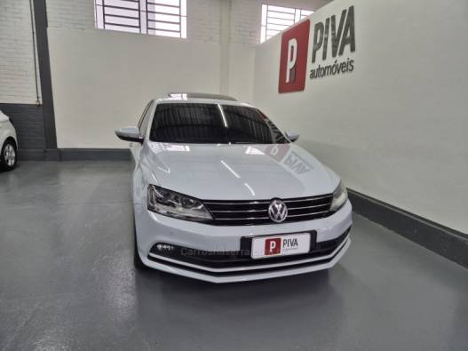 VOLKSWAGEN - JETTA - 2017/2017 - Prata - R$ 91.900,00