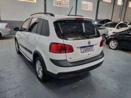 VOLKSWAGEN - SPACE CROSS - 2011/2012 - Branca - R$ 41.900,00