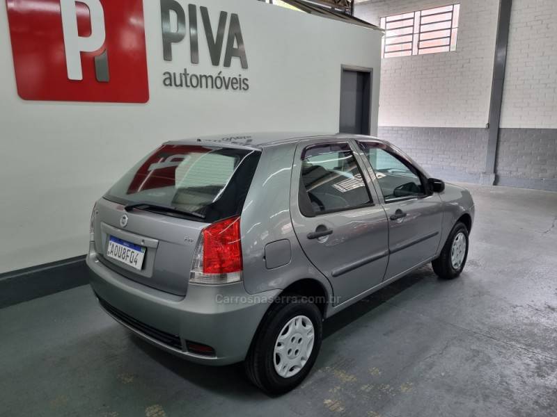 FIAT - PALIO - 2007/2007 - Cinza - R$ 21.900,00