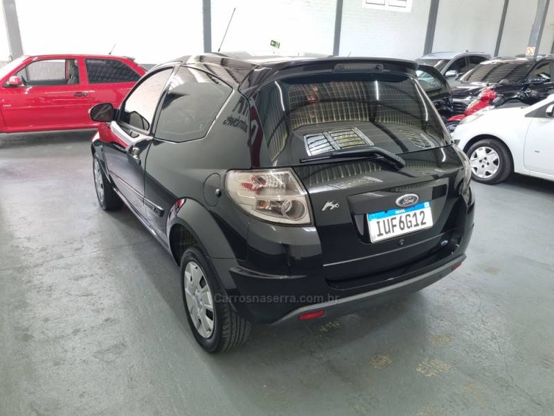 FORD - KA - 2013/2013 - Preta - R$ 29.800,00