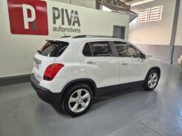 CHEVROLET - TRACKER - 2015/2016 - Branca - R$ 72.900,00