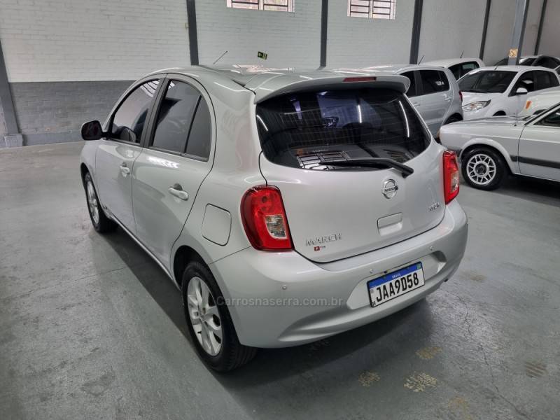 NISSAN - MARCH - 2019/2020 - Prata - R$ 65.500,00