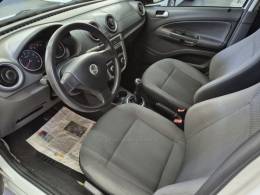 VOLKSWAGEN - VOYAGE - 2012/2013 - Branca - R$ 36.500,00