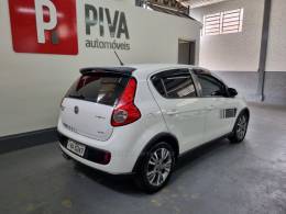 FIAT - PALIO - 2014/2015 - Branca - R$ 43.900,00