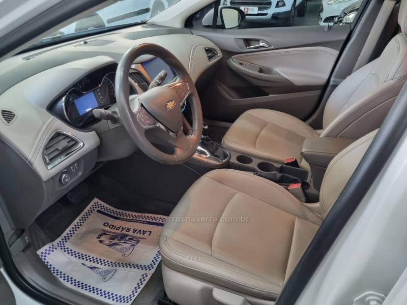 CHEVROLET - CRUZE - 2019/2019 - Branca - R$ 99.500,00