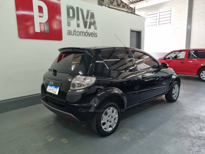 FORD - KA - 2013/2013 - Preta - R$ 29.800,00