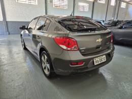 CHEVROLET - CRUZE - 2013/2014 - Cinza - R$ 61.000,00