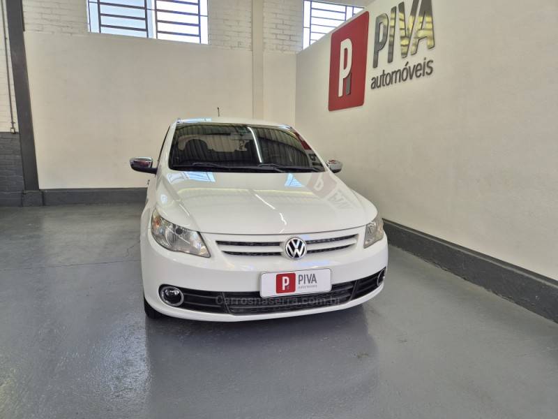 VOLKSWAGEN - GOL - 2009/2010 - Branca - R$ 26.500,00