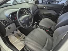 HYUNDAI - HB20 - 2013/2014 - Branca - R$ 51.500,00