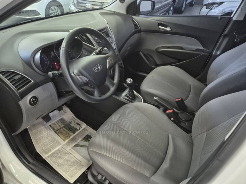 HYUNDAI - HB20 - 2013/2014 - Branca - R$ 51.500,00