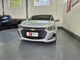 CHEVROLET - ONIX - 2022/2023 - Prata - R$ 83.500,00