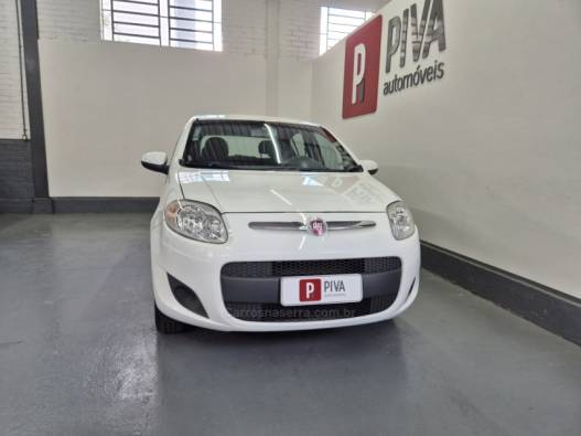 FIAT - PALIO - 2013/2014 - Branca - R$ 36.500,00