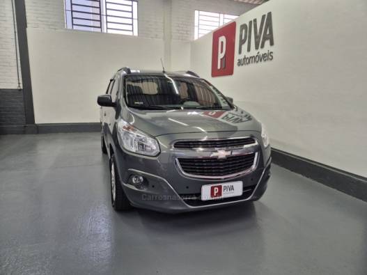 CHEVROLET - SPIN - 2013/2013 - Cinza - R$ 43.900,00