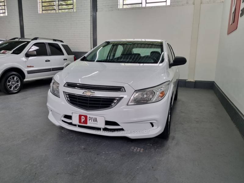 CHEVROLET - ONIX - 2014/2015 - Branca - R$ 44.900,00