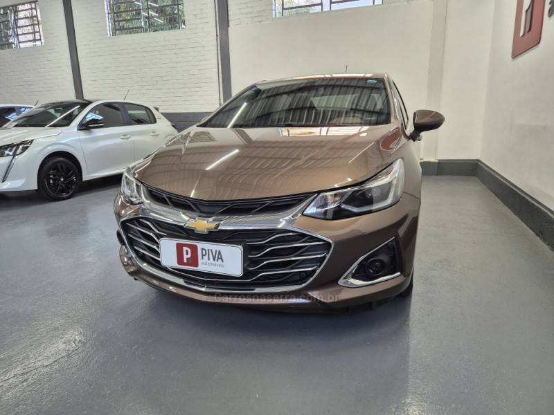 CHEVROLET - CRUZE - 2020/2020 - Marrom - R$ 109.900,00