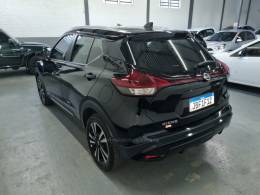 NISSAN - KICKS - 2021/2022 - Preta - R$ 102.900,00