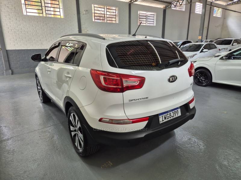 KIA MOTORS - SPORTAGE - 2014/2014 - Branca - R$ 75.900,00
