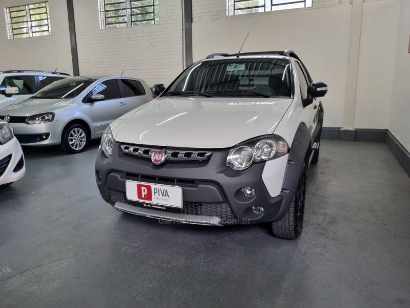 FIAT - STRADA - 2012/2013 - Branca - R$ 54.900,00