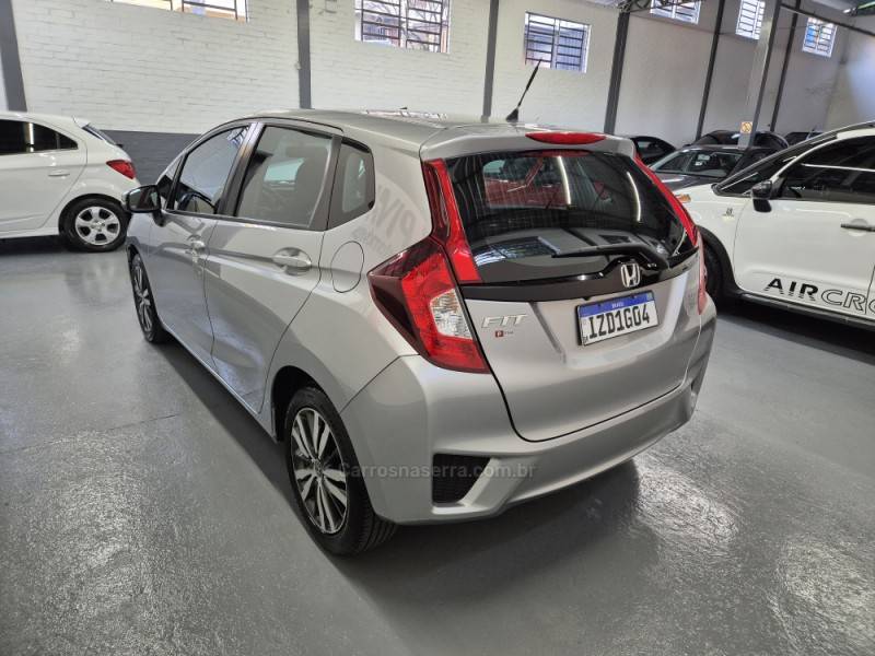 HONDA - FIT - 2017/2017 - Prata - R$ 76.900,00