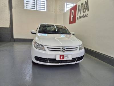 VOLKSWAGEN - VOYAGE - 2012/2013 - Branca - R$ 36.500,00