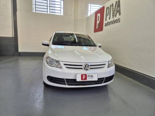 VOLKSWAGEN - VOYAGE - 2012/2013 - Branca - R$ 36.500,00