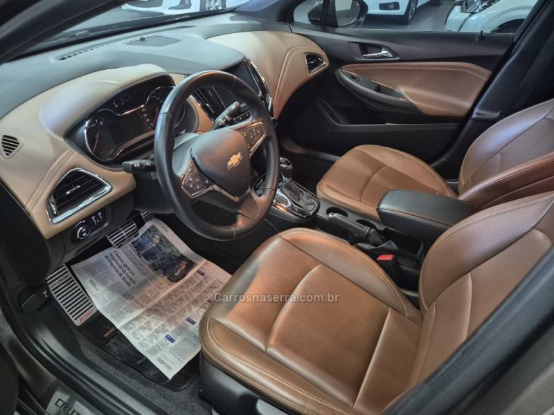CHEVROLET - CRUZE - 2020/2020 - Marrom - R$ 109.900,00