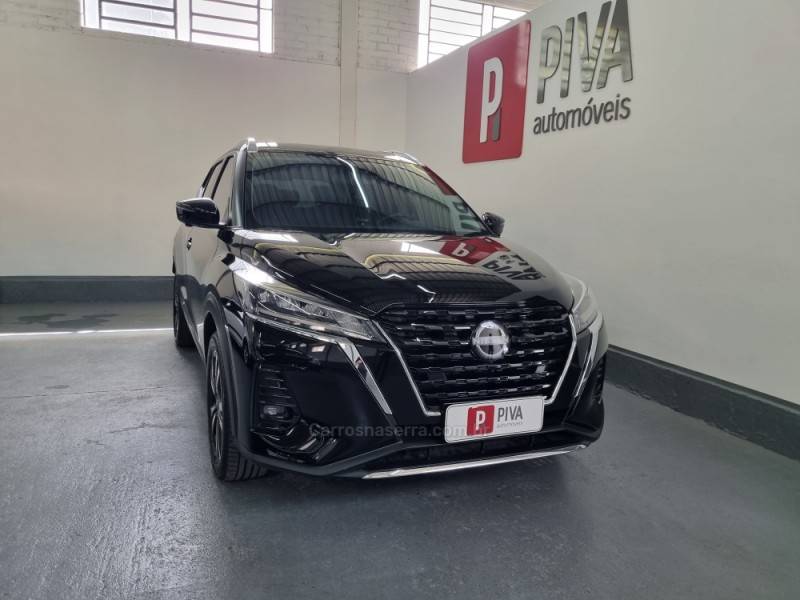 NISSAN - KICKS - 2023/2023 - Preta - R$ 122.900,00