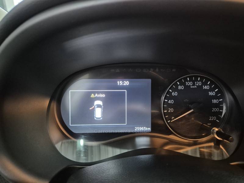 NISSAN - KICKS - 2021/2022 - Prata - R$ 99.800,00