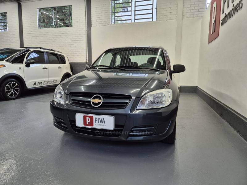 CHEVROLET - CELTA - 2008/2008 - Cinza - R$ 17.900,00