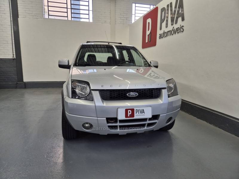 FORD - ECOSPORT - 2006/2007 - Prata - R$ 31.500,00