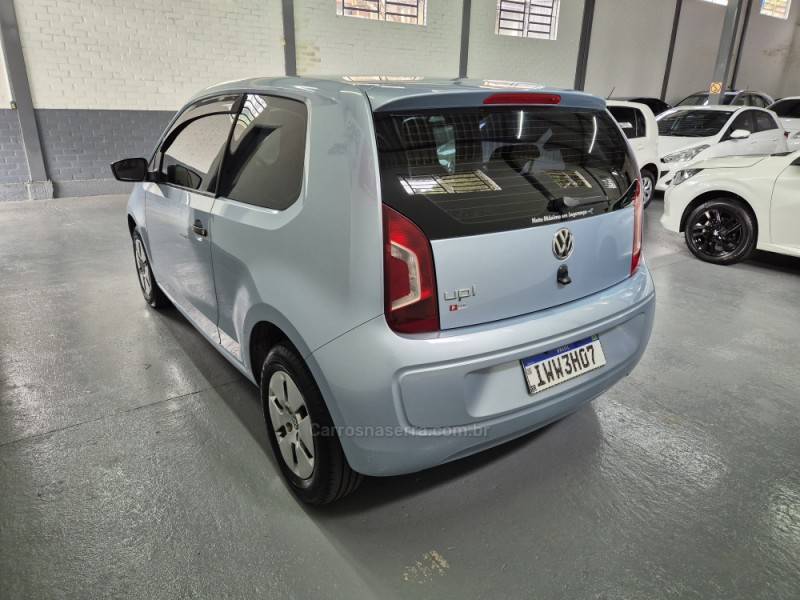 VOLKSWAGEN - UP - 2015/2016 - Azul - R$ 38.900,00