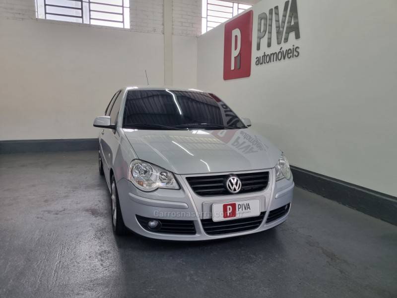 VOLKSWAGEN - POLO - 2007/2007 - Prata - R$ 34.900,00